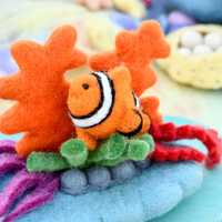 Tara Treasures Felt Coral Reef with Clownfish Set