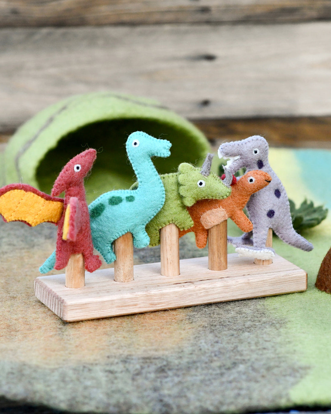 Tara Treasures Dinosaur Finger Puppets Set