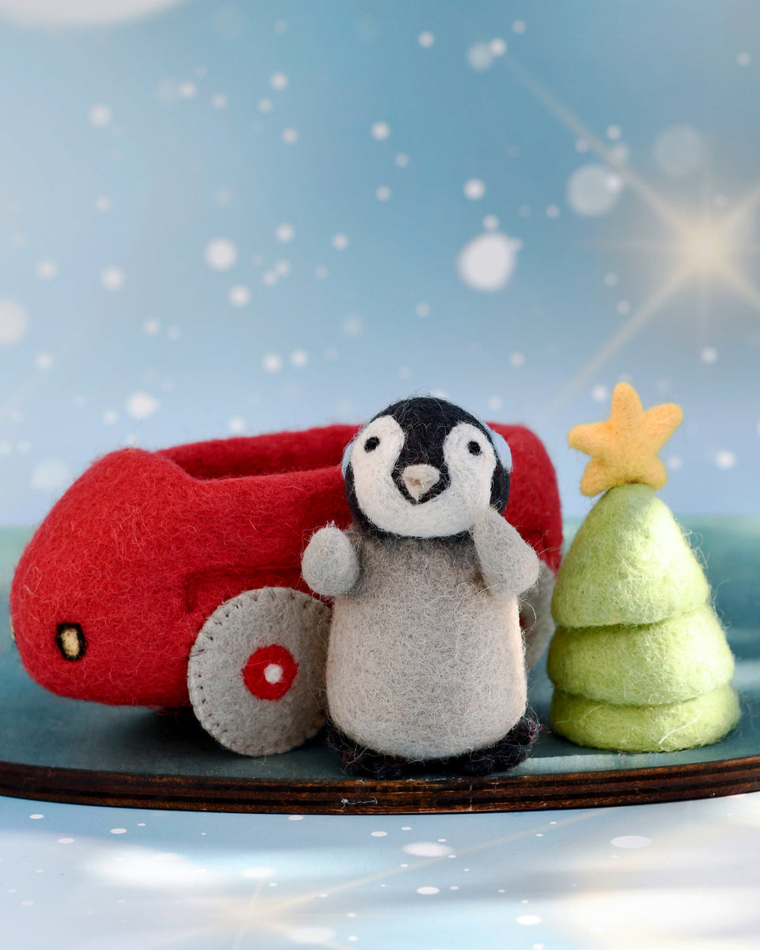 Tara Treasures Felt Penguin In Toy Car And Christmas Tree