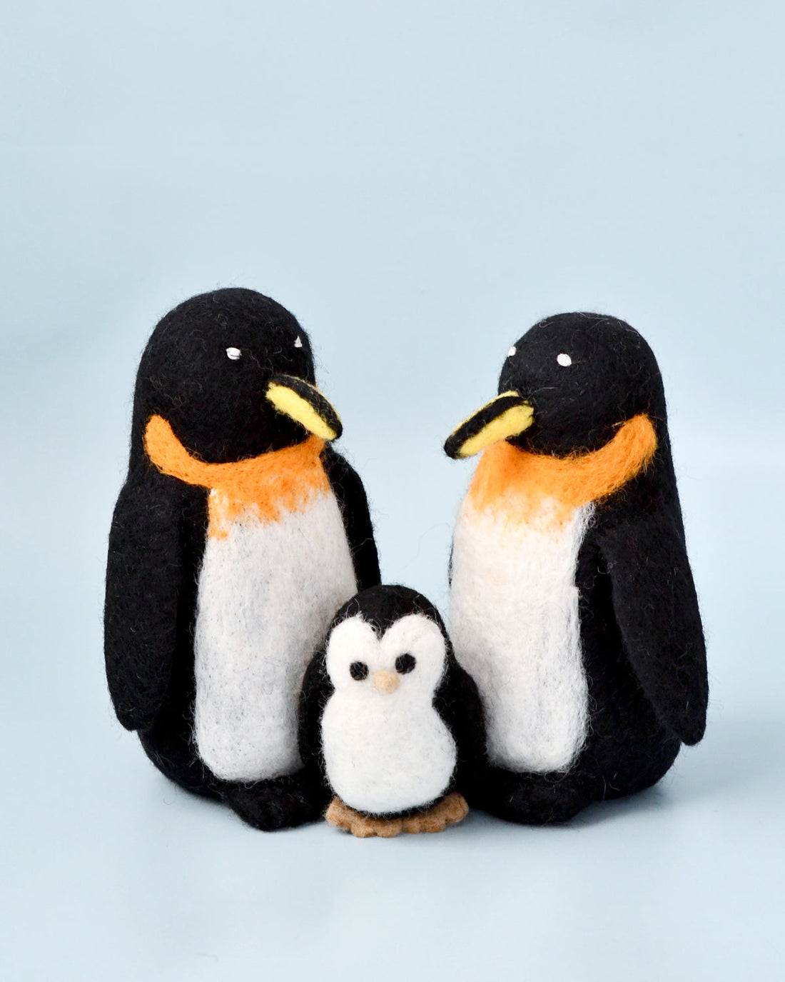 Tara Treasures Felt Penguin Family (Set of 3)