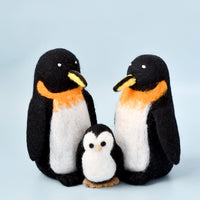 Tara Treasures Felt Penguin Family (Set of 3)