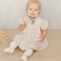 Quincy Mae Carina Dress || Sweet Pea