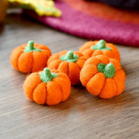 Tara Treasures Felt Pumpkins (Bright Orange Coloured) - 5 Pumpkins