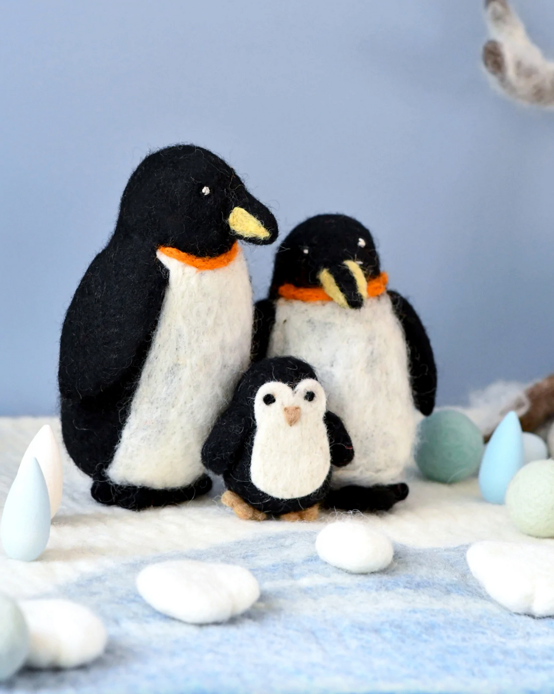 Tara Treasures Felt Penguin Family (Set of 3)
